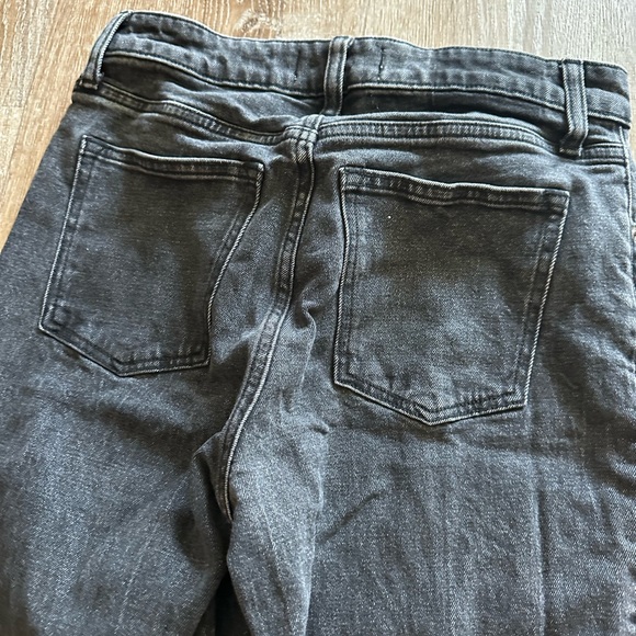 Abercrombie Curve Love High Rise Mom Jean - Picture 3 of 7